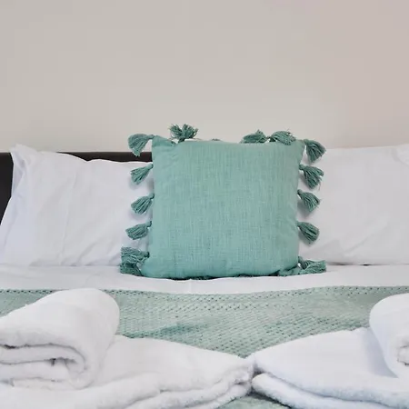 Bright Spacious Modern 2 Bed - Yorksha Great Location Apartment Leeds (West Yorkshire)