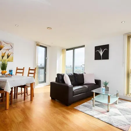 Apartment Bright Spacious Modern 2 Bed - Yorksha Great Location *